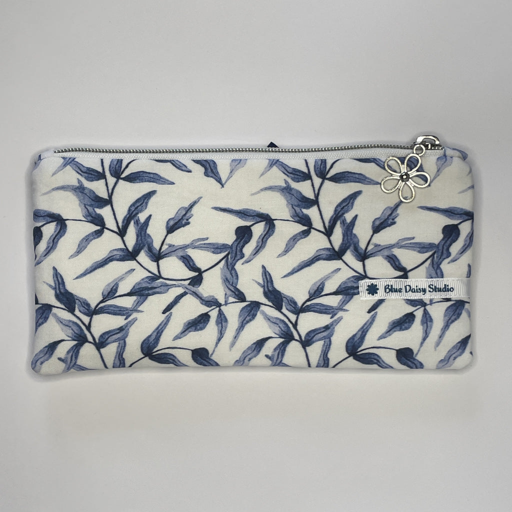 Pencil Case-2 Sections-Blue Willow Pattern on White-8.5"x4.25"